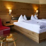 Pensjonat Quartier Severin 3*