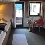 Pensjonat Quartier Severin 3*