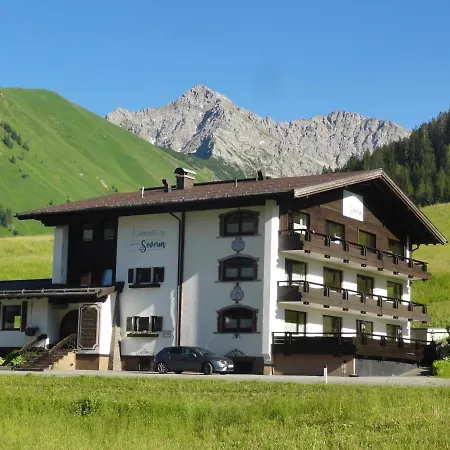 Quartier Severin Guest house *